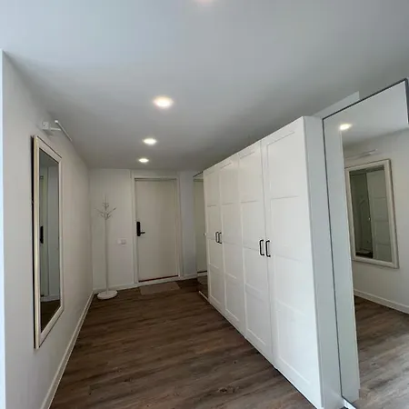 A8 Melnrage Apartamento *