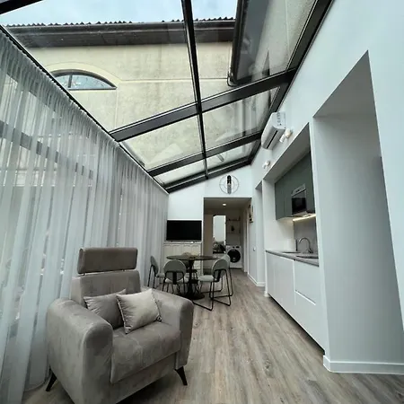 A8 Melnrage Apartamento *