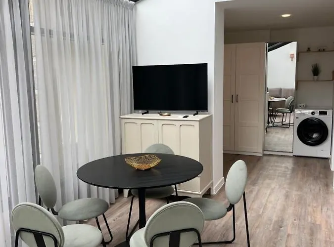 Apartment A8 Melnrage *